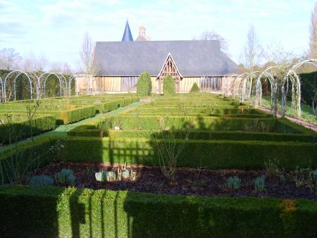 L'ENTREE DU PARC